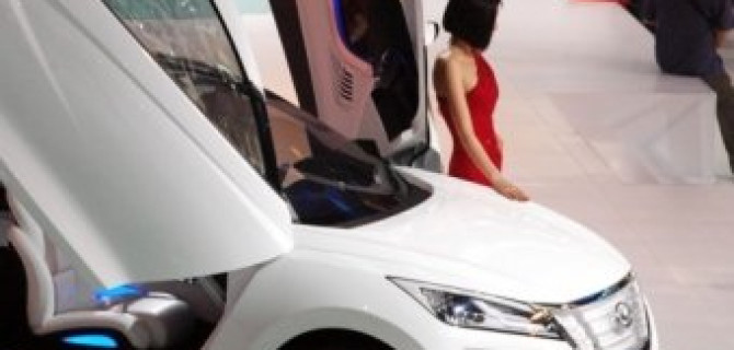 Great Wall выпустит первый электромобиль C30EV в 2016 году