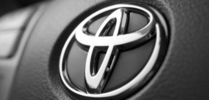 Toyota вновь отзывают автомобили из-за подушек Takata