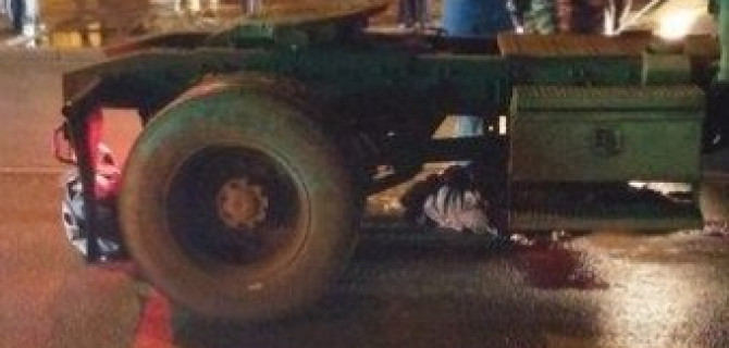 В Красном Селе под колесами грузовика погибла женщина