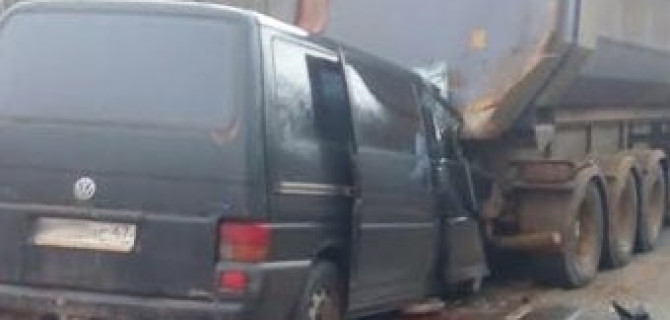 Под Петербургом в ДТП погибли четыре сотрудника УФСИН