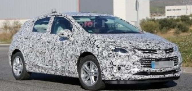 Обновленный Chevrolet Cruze 2017 был замечен в Европе