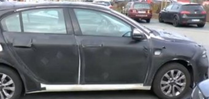 Новый хэтчбек Fiat Tipo заснят внутри и снаружи