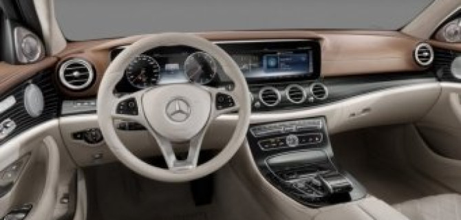 Новый Mercedes E-Class будет иметь 64 варианта подсветки салона