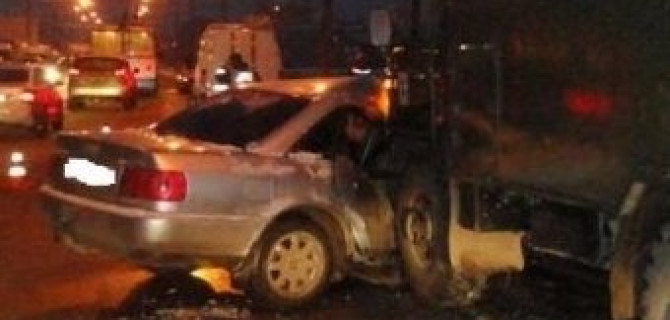 В Марий Эл при столкновении трех машин погиб человек