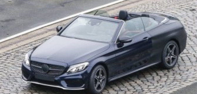 В Сеть выложили снимки прототипа Mercedes-Benz класса С
