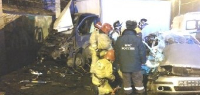 В Колпино пьяный полицейский спровоцировал ДТП с двумя погибшими