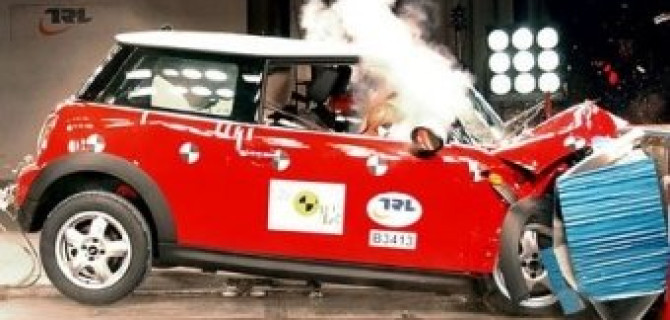 Автомобили марки MINI не прошли краш-тесты в США и запрещаются к продаже в стране
