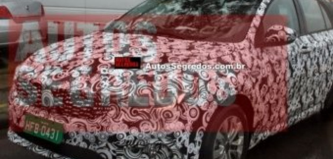 Обновленный Fiat Tipo заснят на тестах