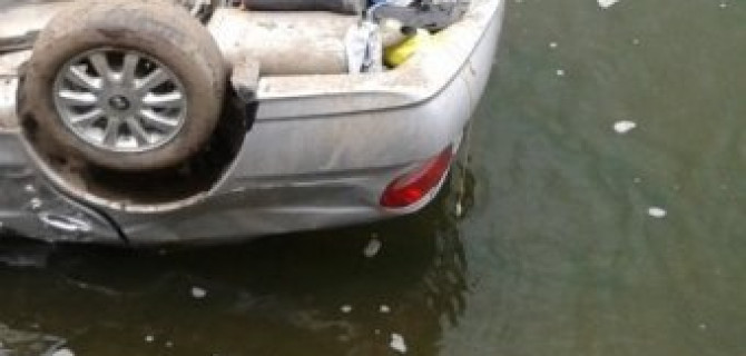 В Афганистане машина со школьниками упала в реку: шесть человек погибли