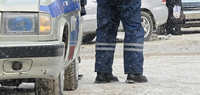 В Новосибирске лишенная прав автоледи сбила сотрудника ГИБДД и пыталась скрыться