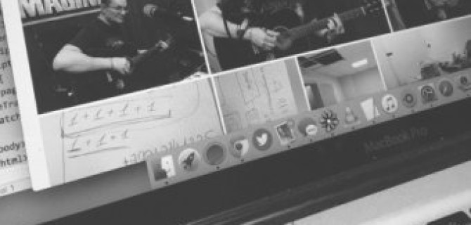 В США  В 2015 году 35-40% новых машин в Америке были подключены к интернету.