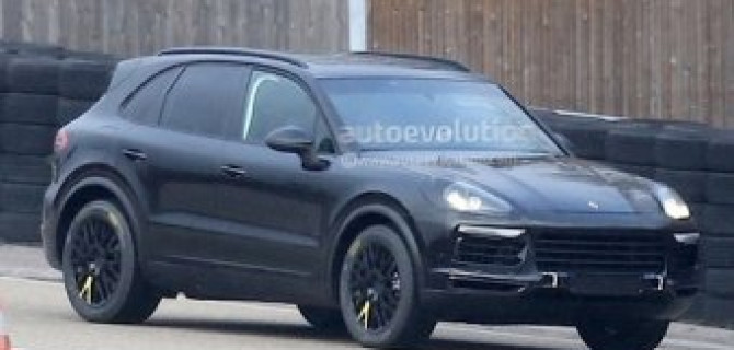 Новый Porsche Cayenne заснят на тестах