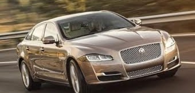 В России начались продажи обновленного представительского седана Jaguar XJ