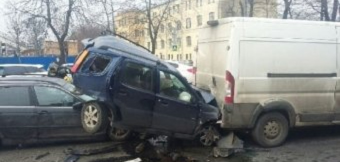 В ДТП на Лесном проспекте погиб водитель Suzuki