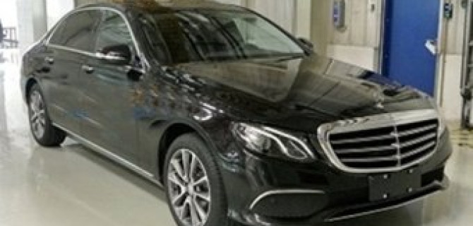 В Китае засняли новое поколение удлиненного Mercedes-Benz E-Class