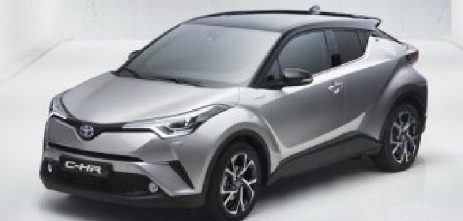 В Сети появились изображение Toyota C-HR