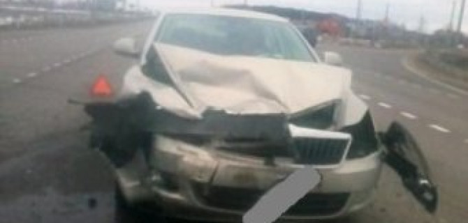 В лобовом столкновении иномарок на М-2 в Тульской области пострадала женщина