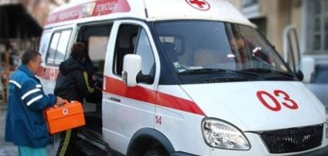 В Петергофе 7-летнего мальчика сбила собственная мать