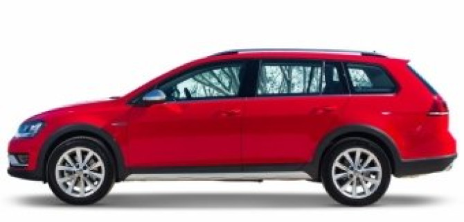 В Нью-Йорке Volkswagen представил обновленный кроссовер Golf Alltrack