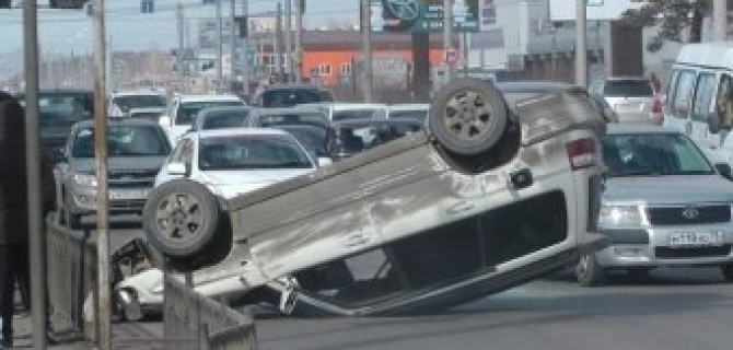 Subaru Forester перевернулся на крышу в Чите