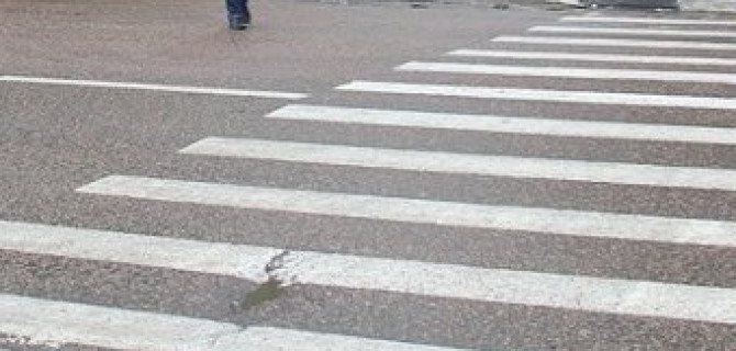 В Санкт-Петербурге на Бухарестской автомобиль сбил ребенка