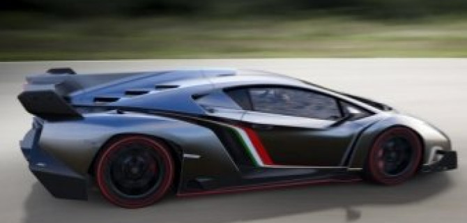 Второе за месяц уникальное спорткупе Lamborghini Veneno выставлено на продажу