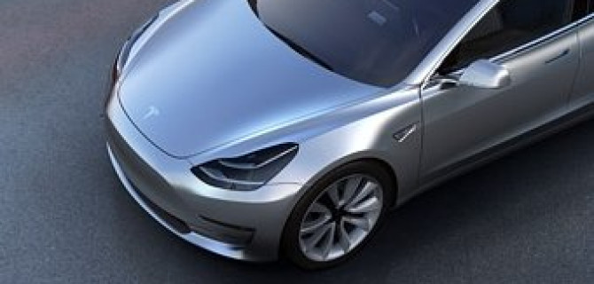 Новый электрокар от Tesla Motors стоит в 3 раза дешевле предыдущих моделей