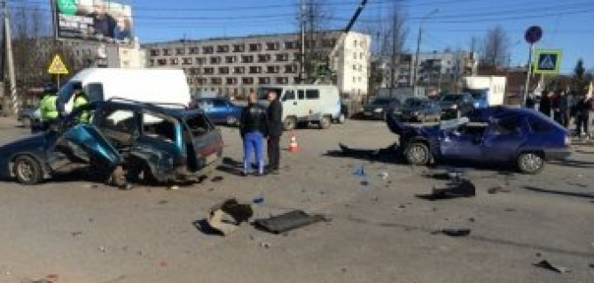 Крупная массовая авария в Кировске