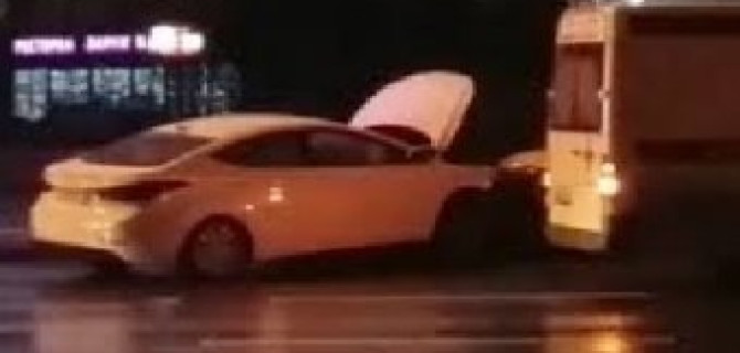 На севере Москвы в ночном ДТП погиб человек