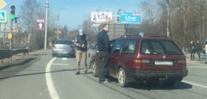 ДТП на Приморском шоссе на подъезде к Гарден Сити