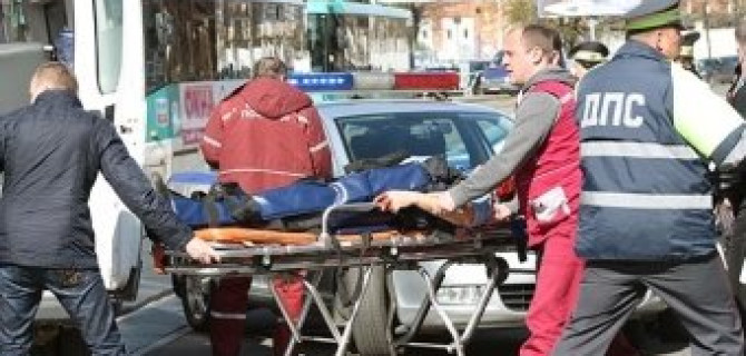 В центре Минска мотоциклист спровоцировал ДТП с участием инспектора ГАИ