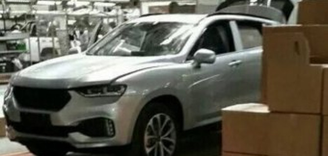 В Сети появились фото нового китайского кросс-купе Haval