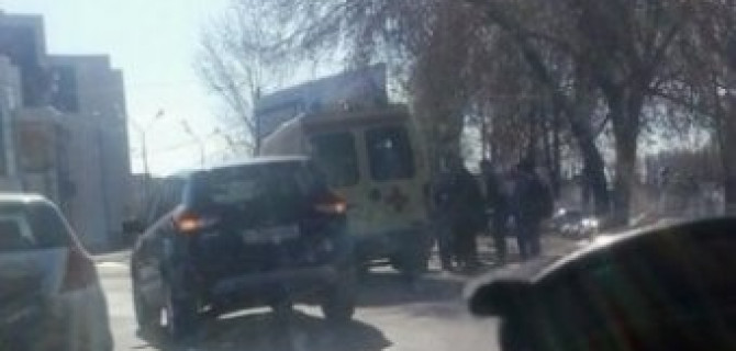 В Рязани сбили двух подростков на переходе