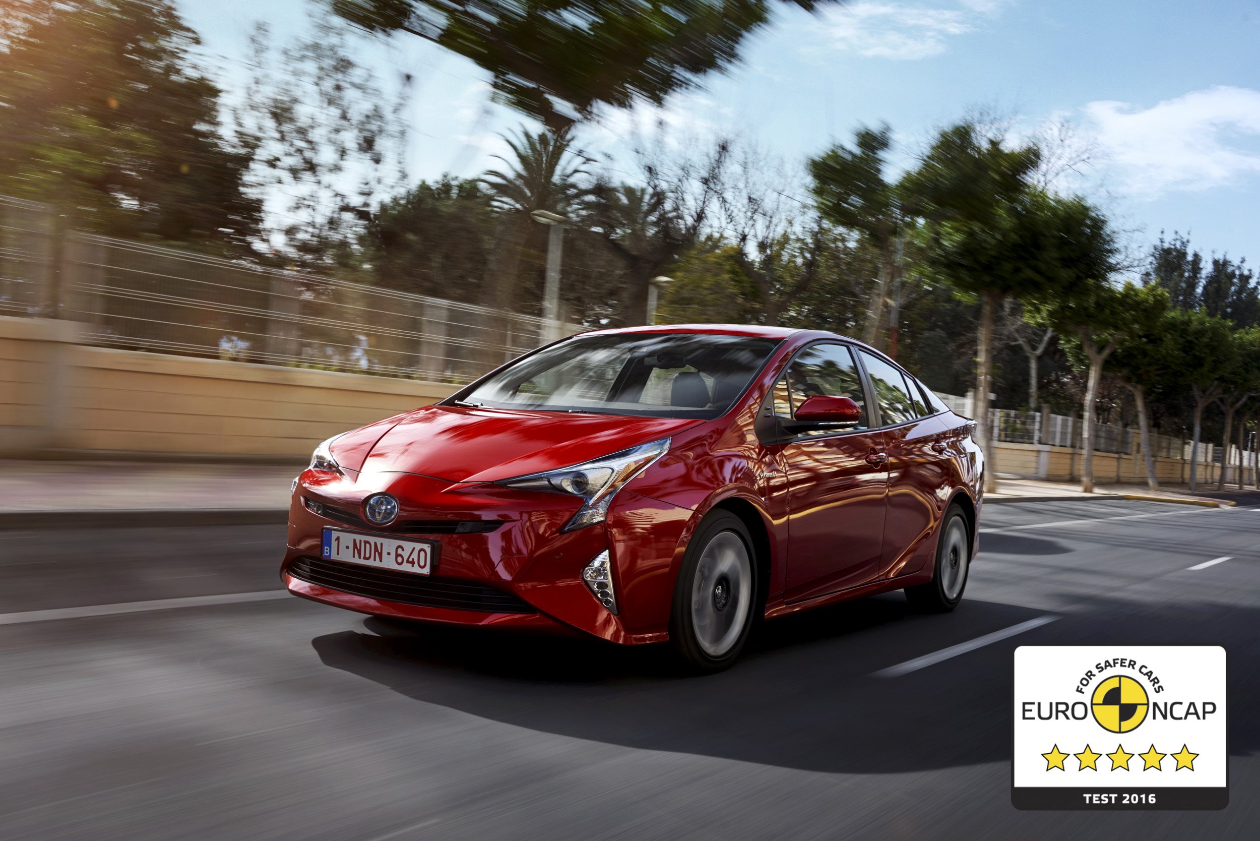 Новый Toyota Prius получил высший рейтинг безопасности Euro NCAP Новый Toyota Prius получил высший рейтинг безопасности Euro NCAP