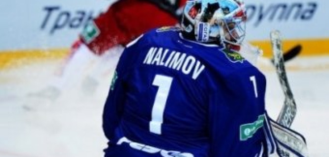 Вратарь сборной России по хоккею попал в ДТП, но пытался скрыть свою причастность к нему