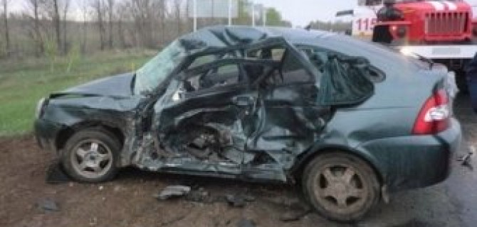 В Самарской области в ДТП с «Газелью» погиб 72-летний водитель «Лады»