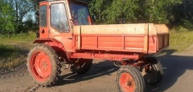 В Омской области в ДТП погиб пассажир трактора