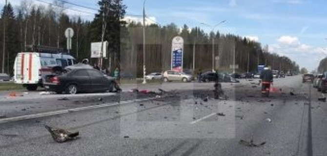 В Подмосковье в массовой аварии погибли два человека