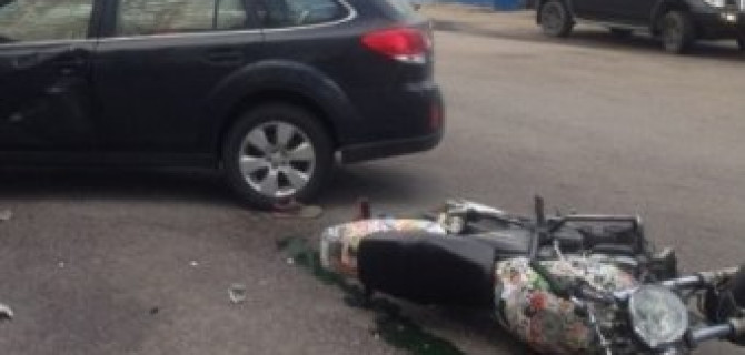 В поселке Сосново в ДТП пострадал 17-летний мотоциклист