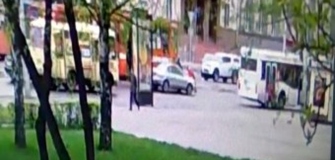 В Новокузнецке женщина-водитель дважды сбила пенсионерку