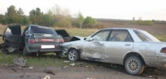 Под Алапаевском в лобовом ДТП погибли два человека