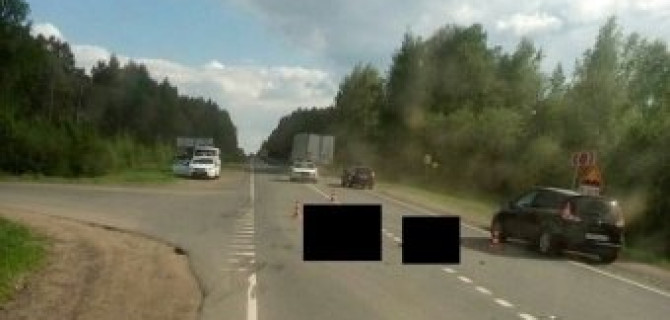 Под Ярославлем в ДТП с КАМАЗом погиб мопедист