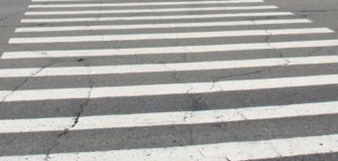 В Нижнем Новгороде иномарка сбила женщину на переходе