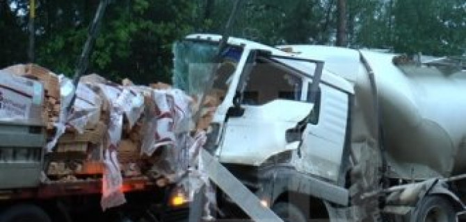 Под Калугой в ДТП с грузовиками погибли три человека