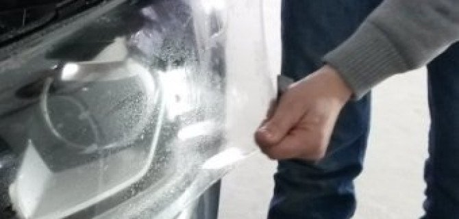 Как защитить фары своего автомобиля