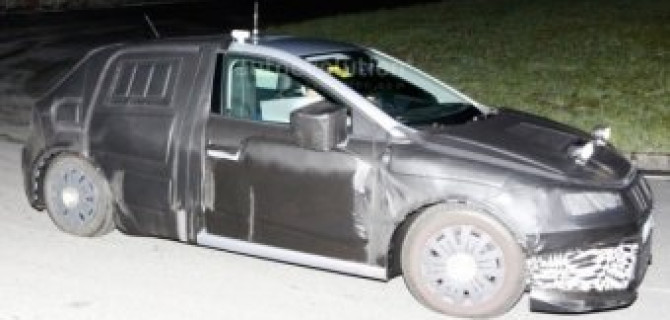 Новый Seat Ibiza попал в объективы фотошпионов