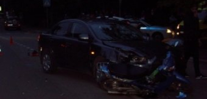 В Ярославле в ДТП погиб 15-летний скутерист