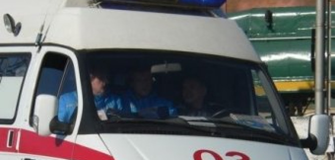 Под Новосибирском погиб мотоциклист, врезавшись в дерево