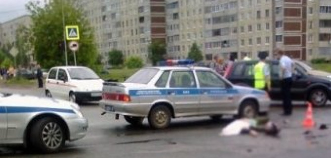 В Тихвине в ДТП погиб мотоциклист