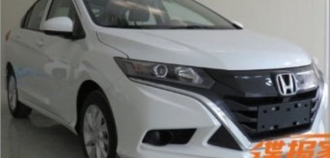 В Сеть выложили шпионские фото нового хэтчбека Honda Gienia